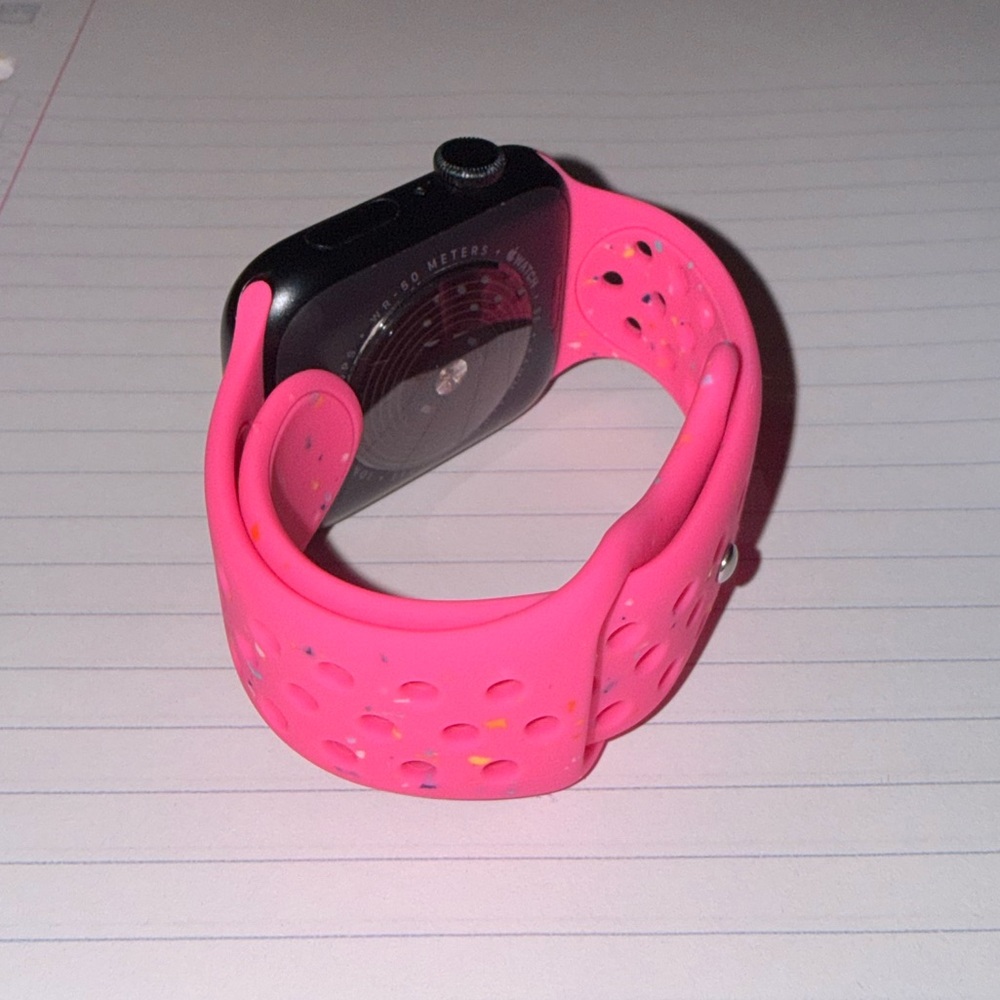 Apple Smartwatch Pink Band